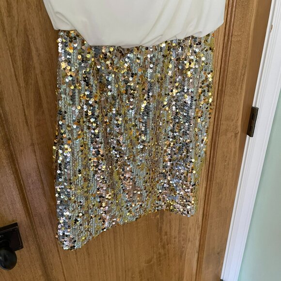 Nordstrom | City Studio One-shoulder Ruched Sequin Mini Dress | Medium - Picture 2 of 5